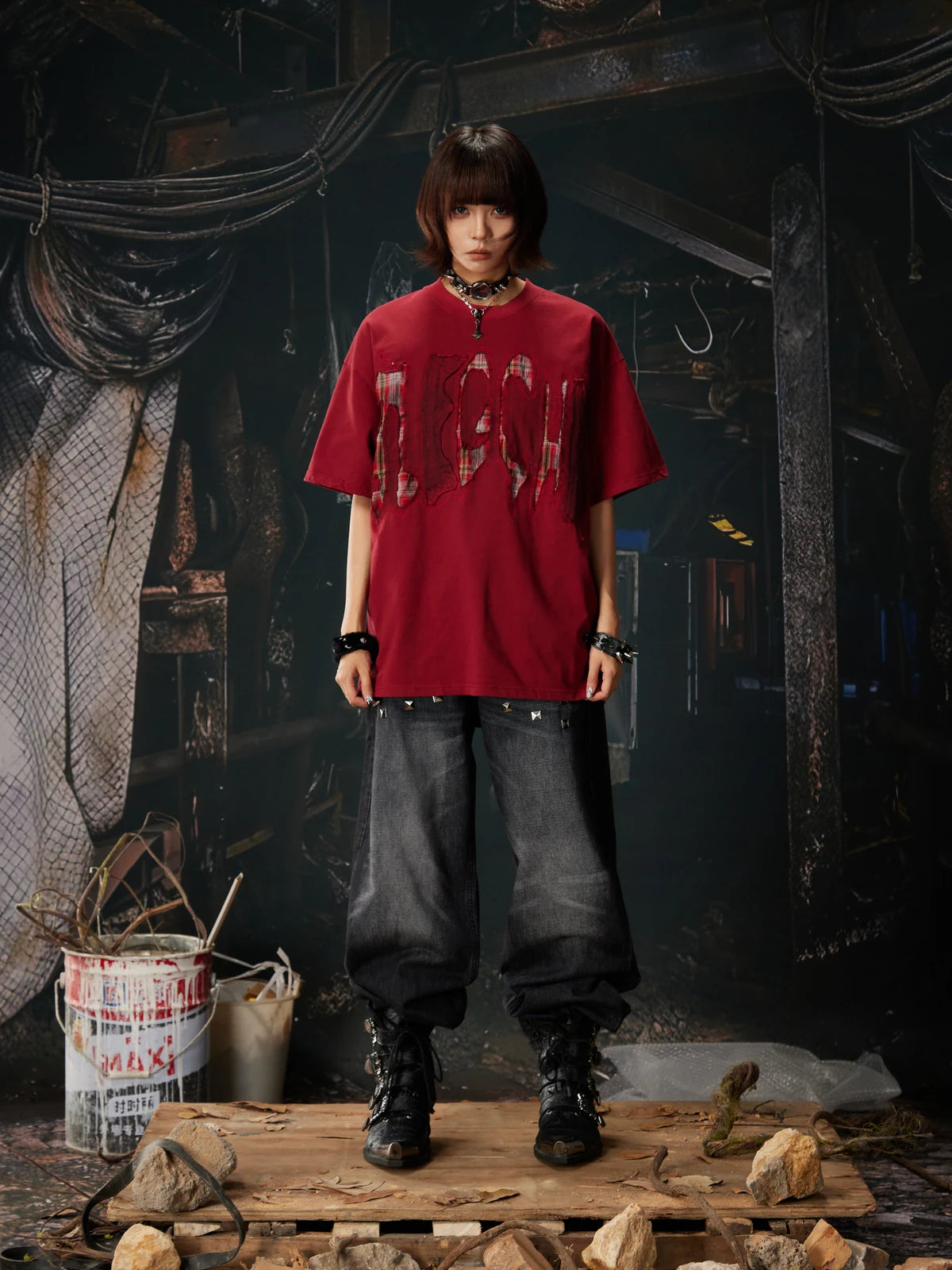 Black Riveted Fade Baggy Jeans red tee front styled look