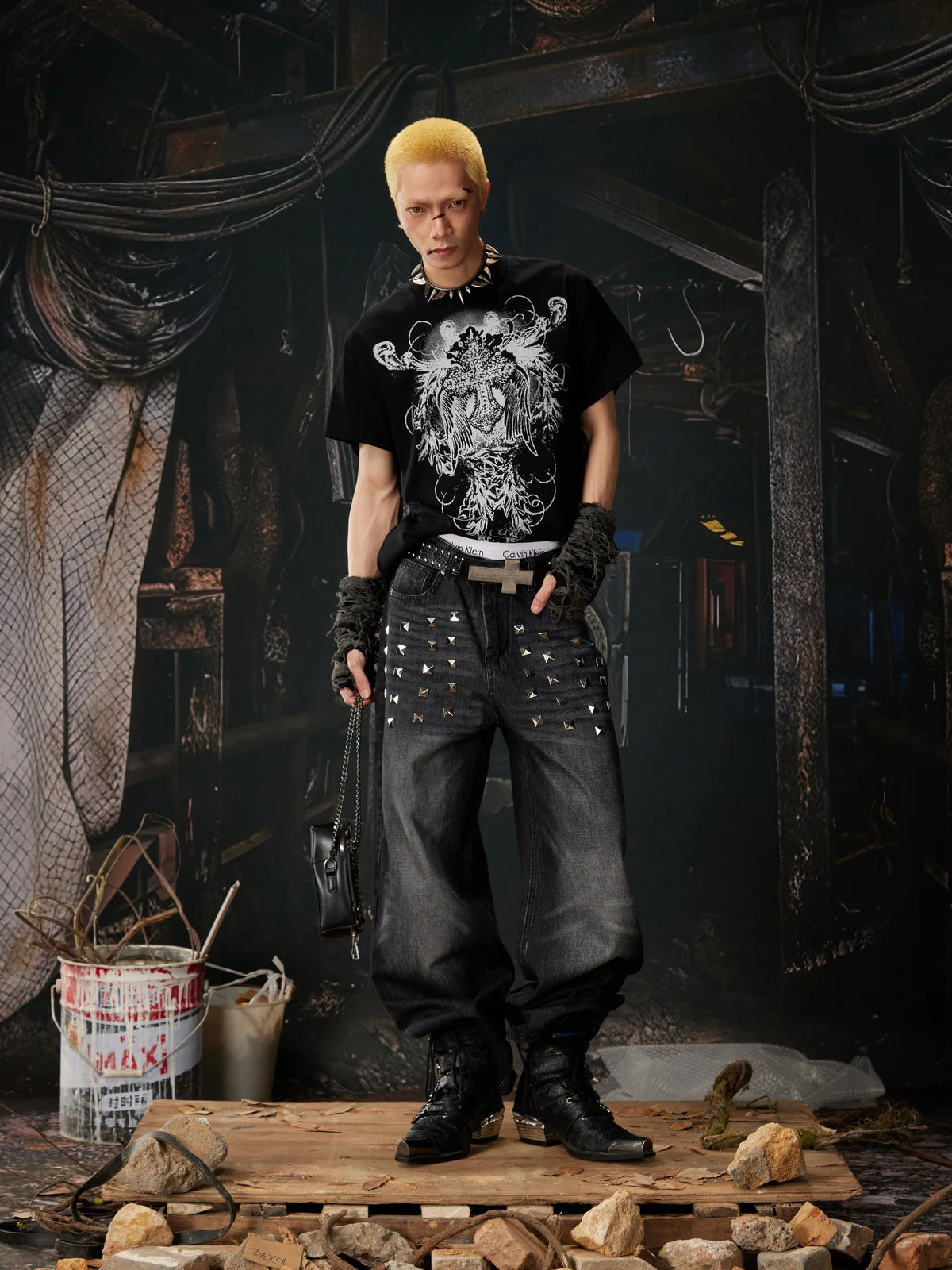 Black Riveted Fade Baggy Jeans three-quarter styled look
